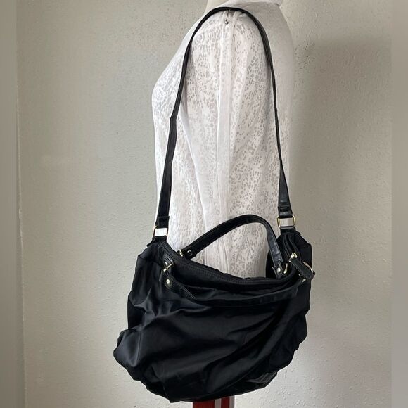 Pre-Loved Kenneth Cole Reaction Black and Gold Shoulder Bag - Picture 4 of 5